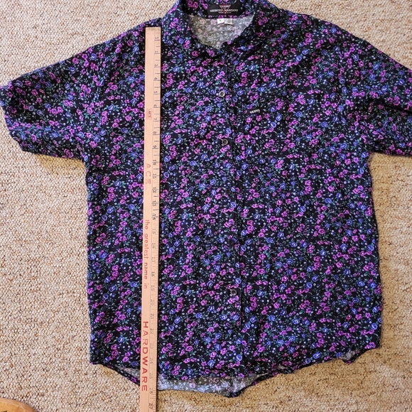 Vintage GUESS by Georges Marciano Floral Short Sleeve Button Down Flowy - Picture 10 of 10